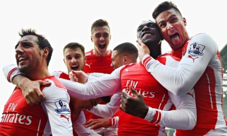 Arsenal celebrate after Danny Welbeck's goal at West Brom