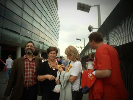 She wore a yellow ribbon